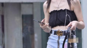 小姐姐娇嫩,青春洋溢的美丽风采